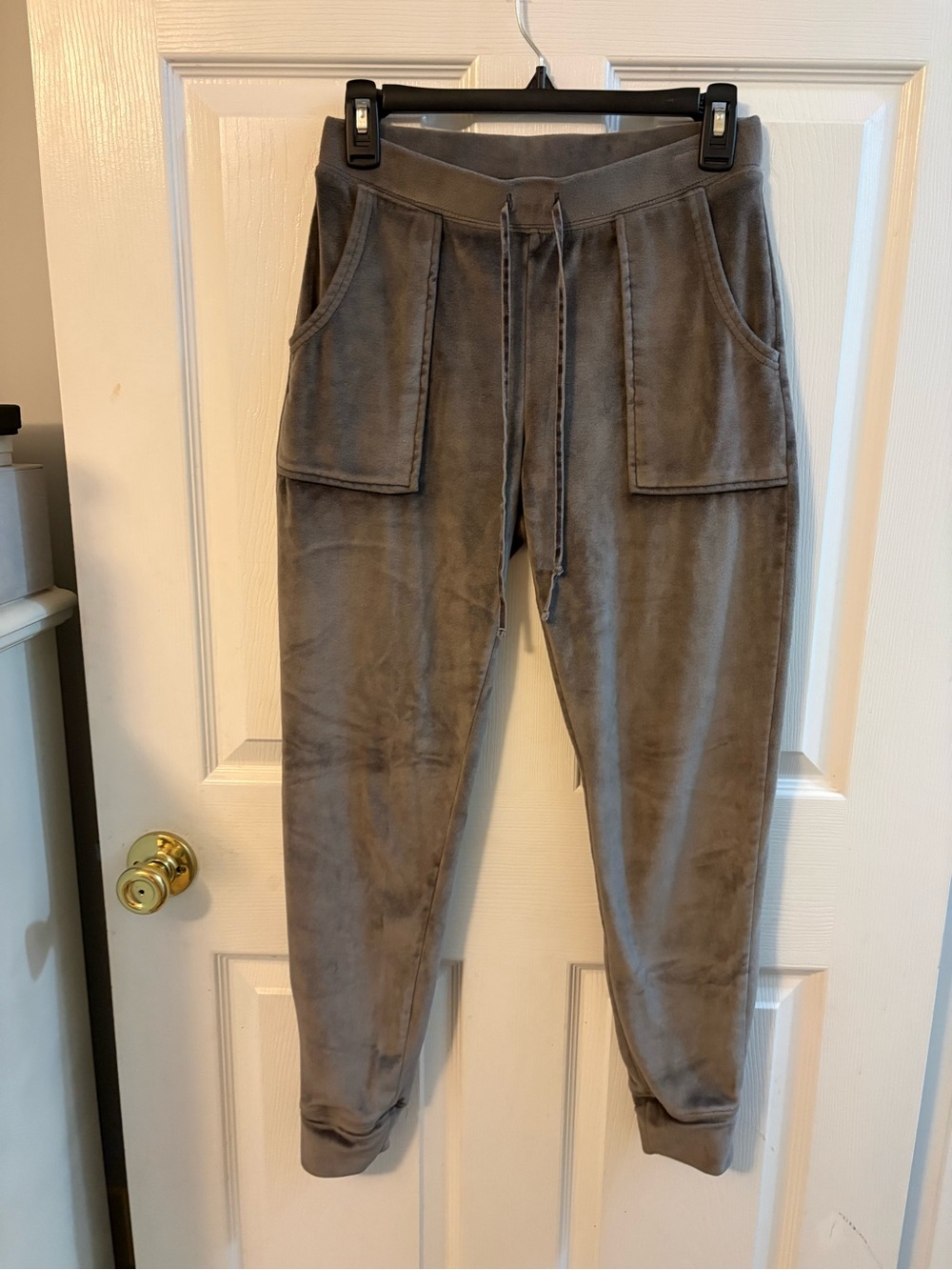 House of Harlow 1960 x Nicole Richie Velour Jogger Pants